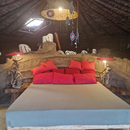 Original Maasai Lodge - Africa Amini Life Engare Nanyuki Exterior foto