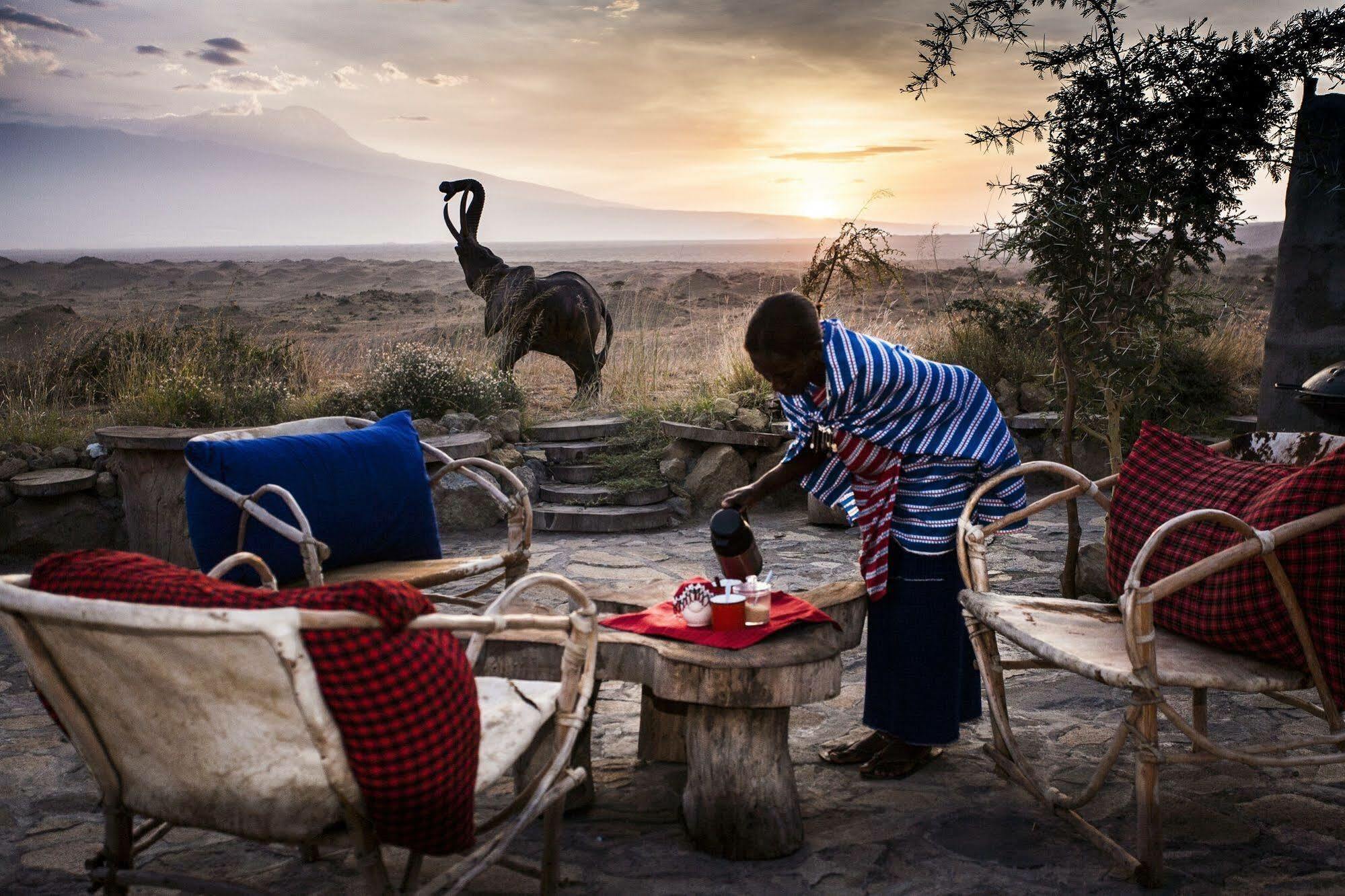 Original Maasai Lodge - Africa Amini Life Engare Nanyuki Exterior foto