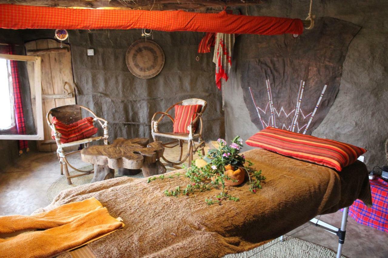 Original Maasai Lodge - Africa Amini Life Engare Nanyuki Exterior foto
